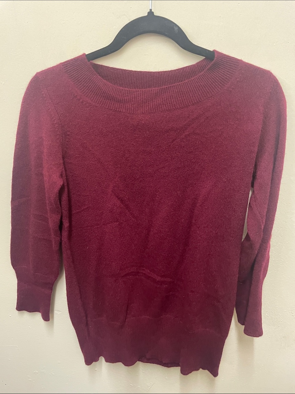 Neiman Marcus Cashmere Sweater | Size: S